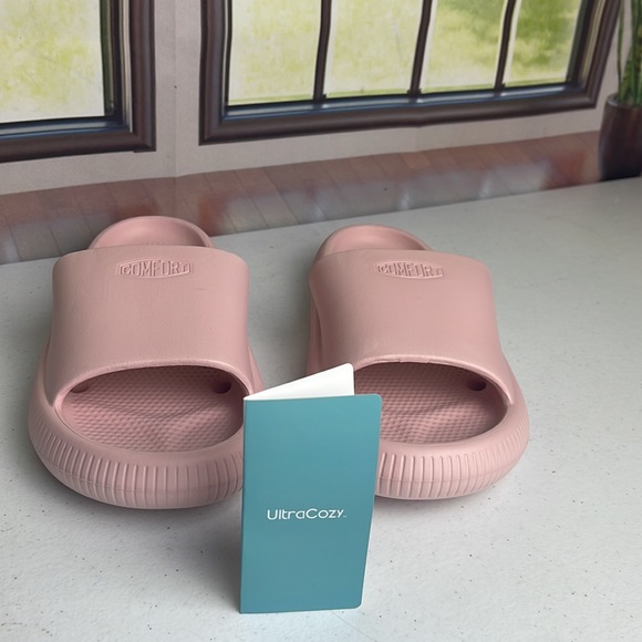 UltraCozy Comfort Slide Sandals - Picture 2 of 4